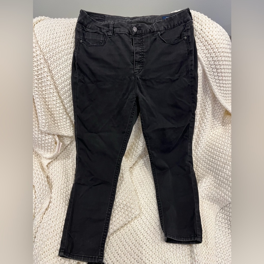 Plus size faded black skinny jeans